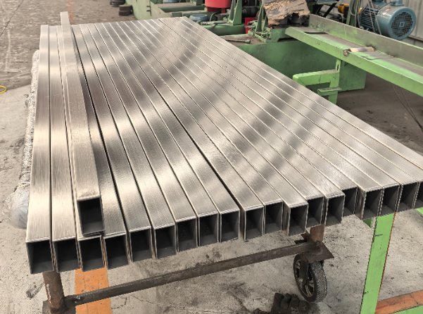 海淀建筑工程行业用不锈钢无缝钢管